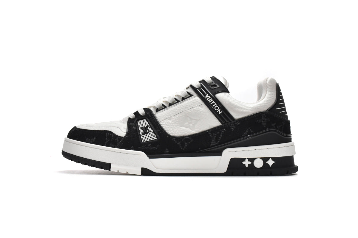 Tênis Louis Vuitton Trainer White Black