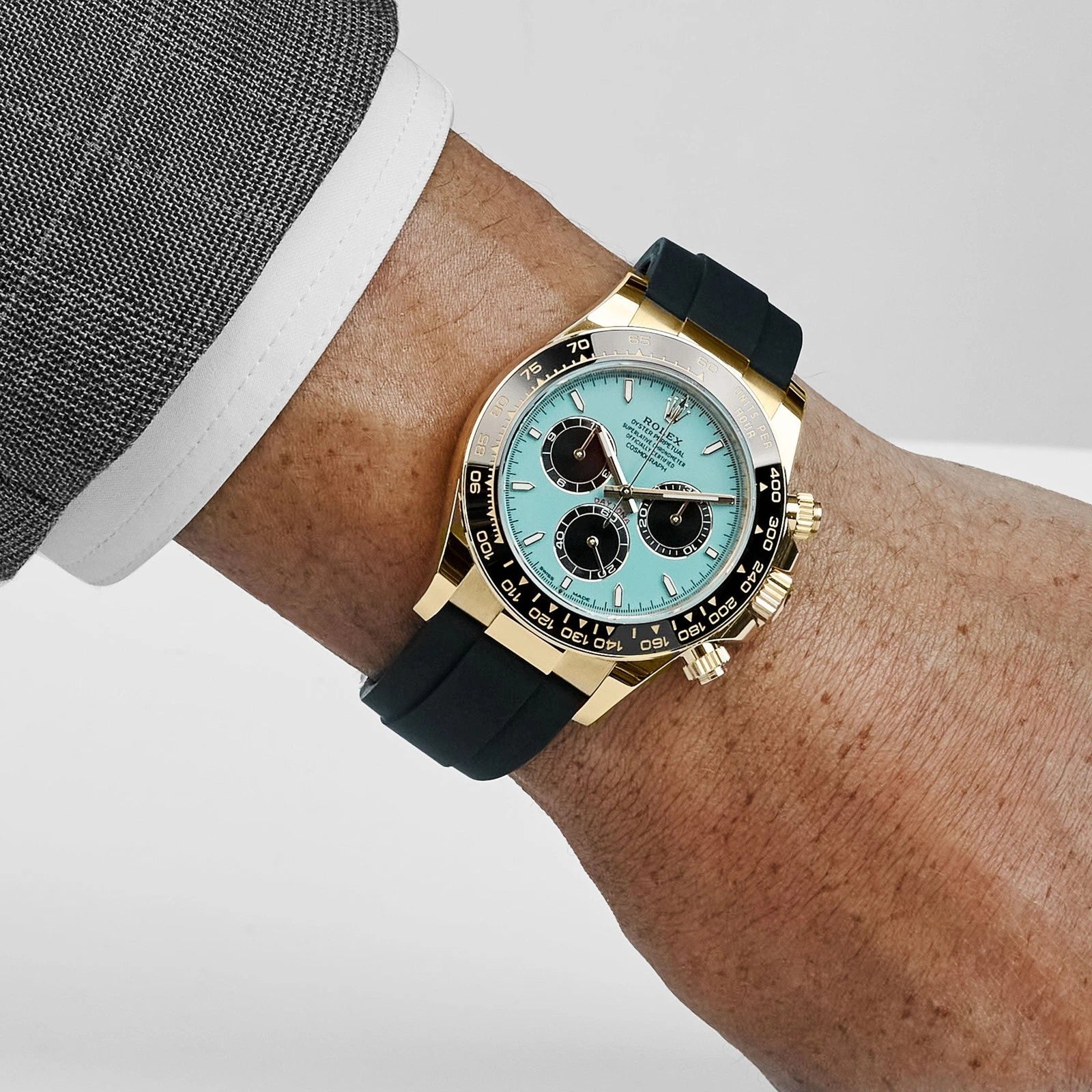 Rolex Daytona Dourado com Mostrador Turquesa